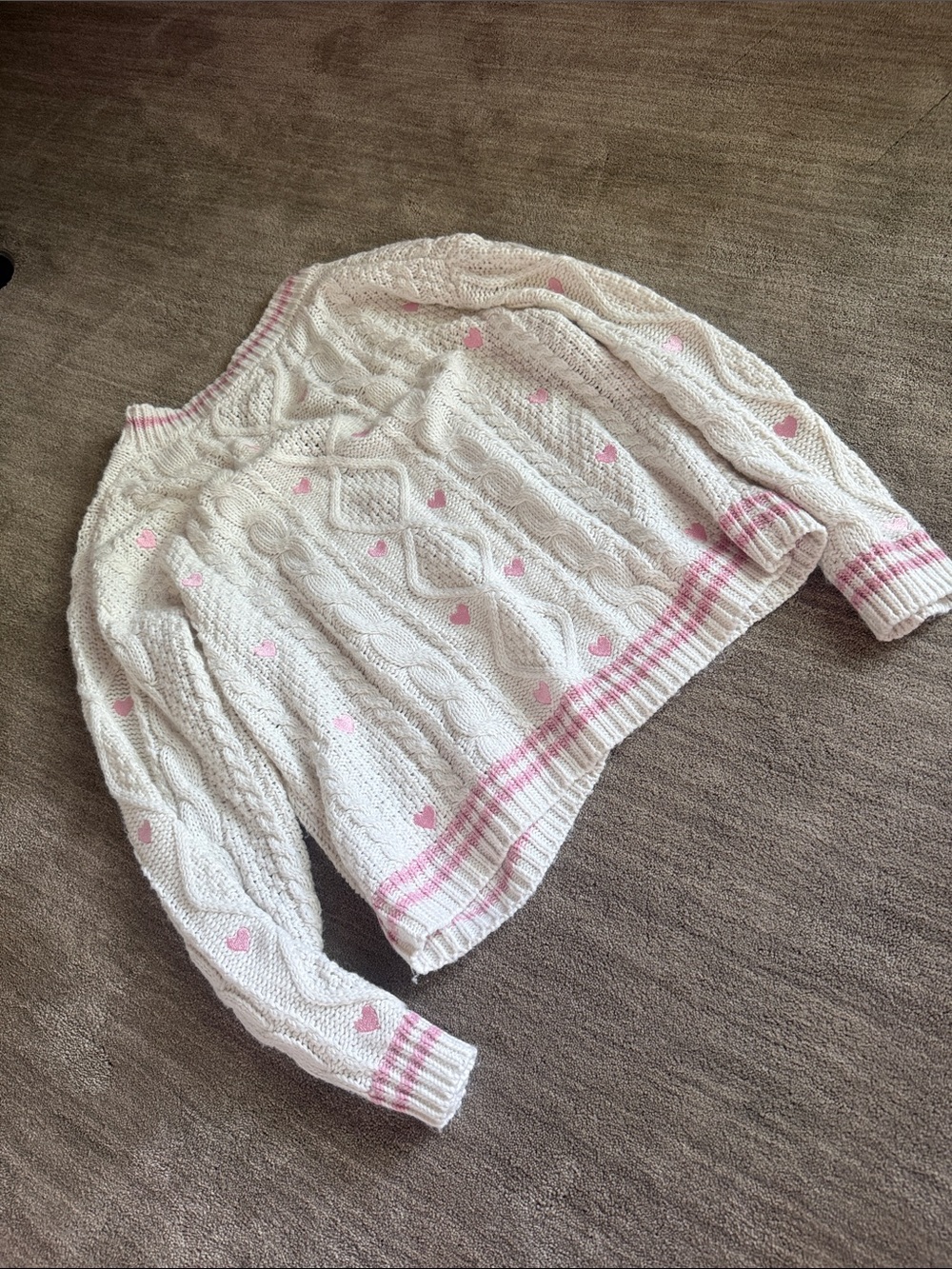 Taylor Swift official Lover cardigan hearts - Picture 4 of 4